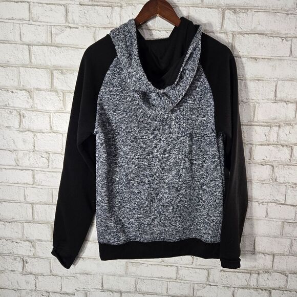 Minikahda graphic hoodie - Picture 9 of 13